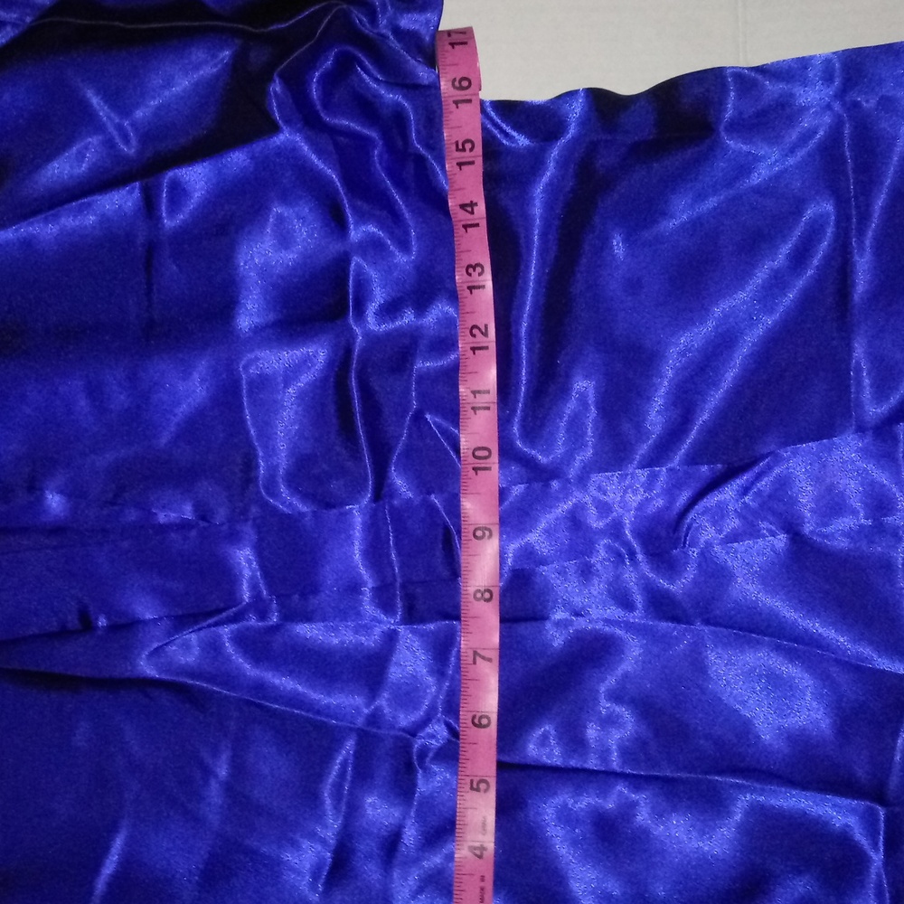 VANDEMERE WOMEN'S ROBE - Picture 8 of 12